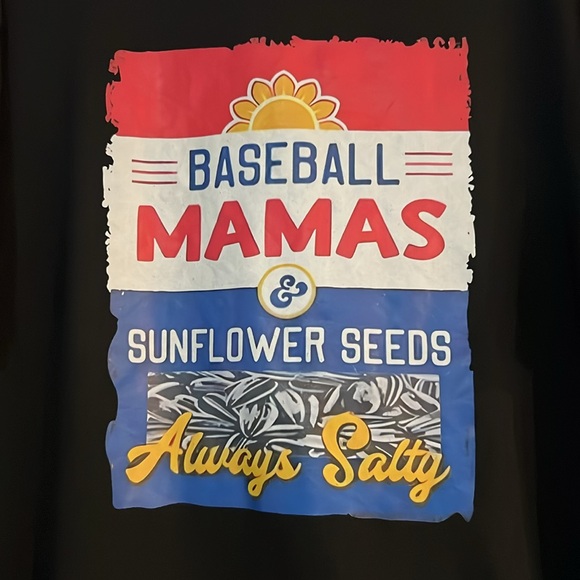 Over sized women’s shirt size Medium - Picture 2 of 4